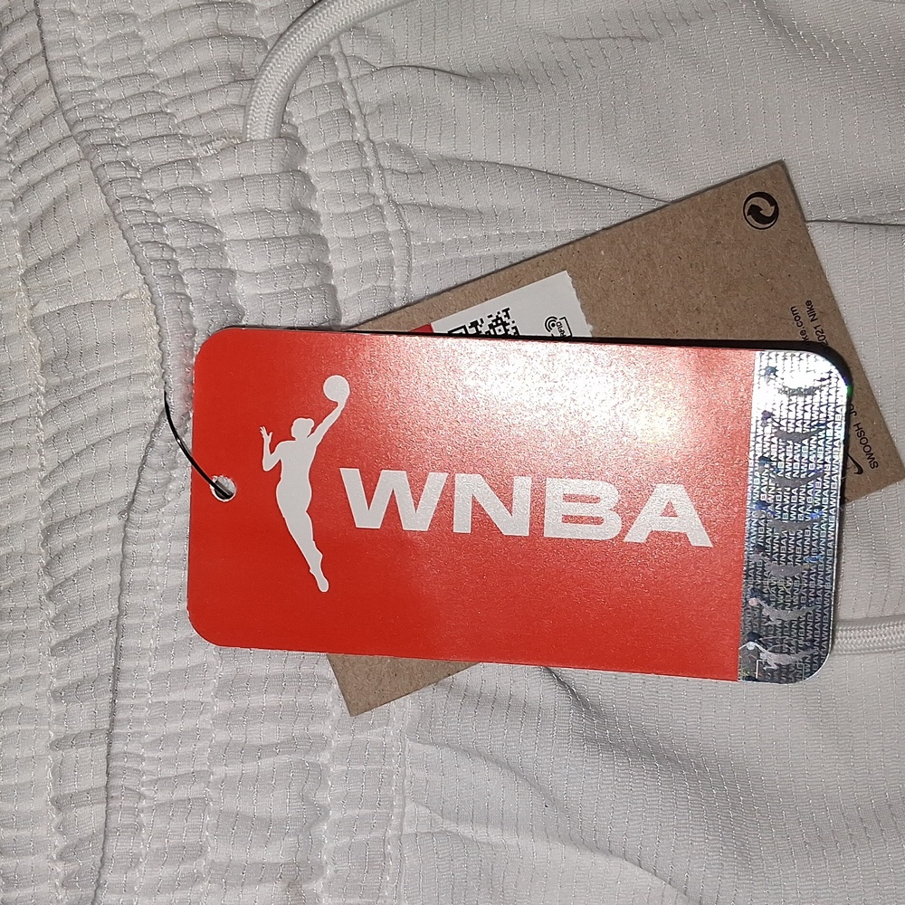Nike WNBA Crossover Shorts Dri-Fit Color-White/Orange NWT - Picture 5 of 7